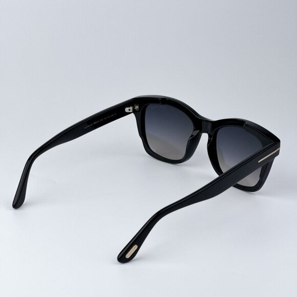 Tom Ford Women Black Gradient Square BRAND NEW Sunglasses LAUREN FT0614/S 01C - Picture 6 of 10